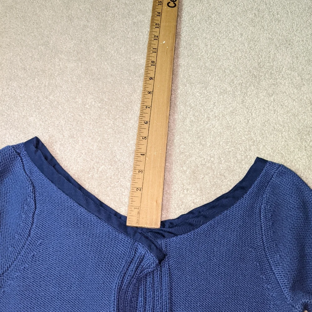 Blue sweater - Picture 2 of 12